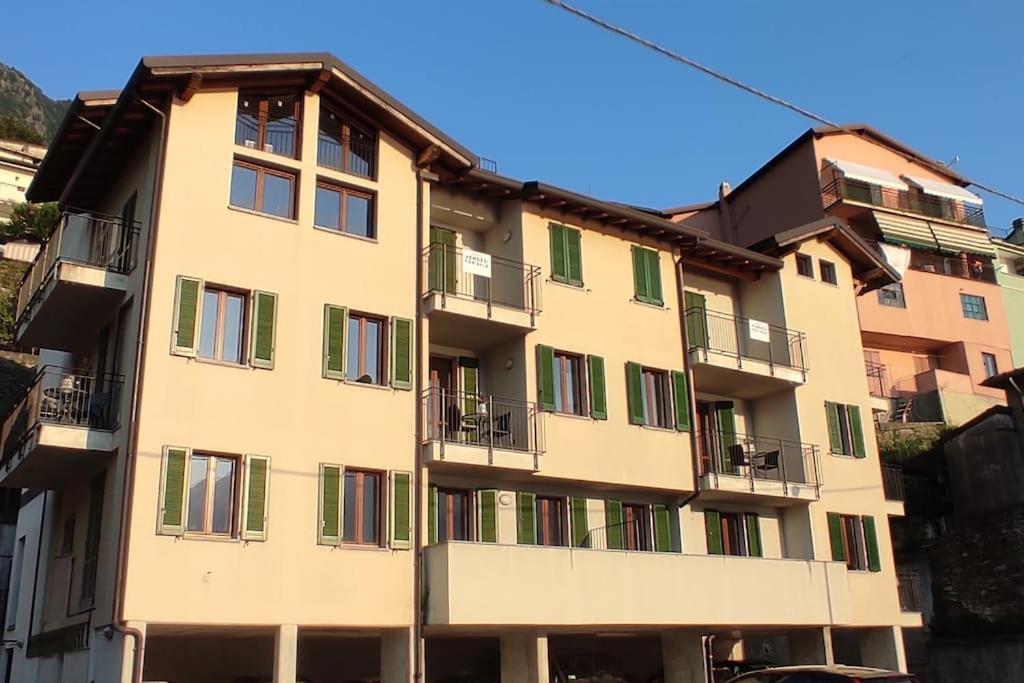 Appartamenti Regina Lake Como Dorio Esterno foto